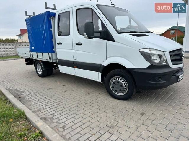 Белый Мерседес Sprinter, объемом двигателя 0 л и пробегом 139 тыс. км за 27900 $, фото 3 на Automoto.ua