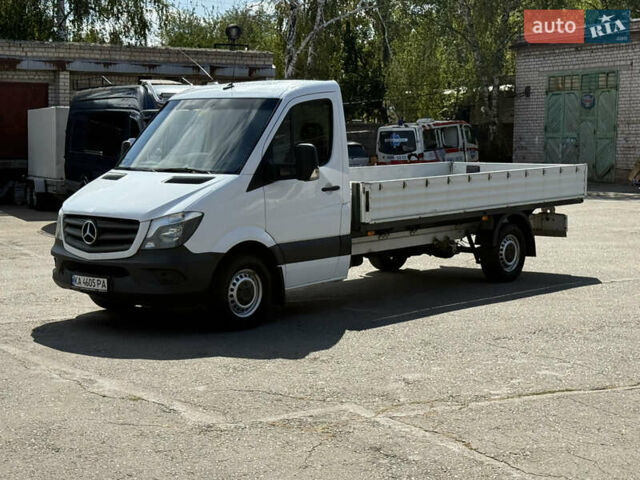 Білий Мерседес Sprinter, об'ємом двигуна 2.14 л та пробігом 215 тис. км за 19900 $, фото 1 на Automoto.ua