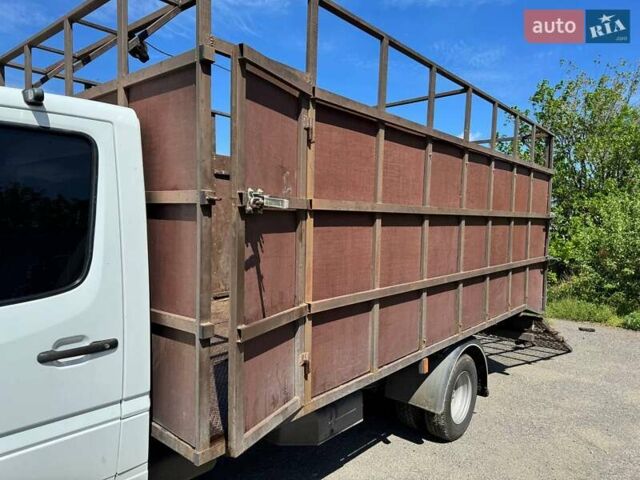 Мерседес Sprinter 2002 в Белой Церкве на Automoto.ua Белый Мерседес Sprinter, объемом двигателя 2.69 л и пробегом 461 тыс. км за 20500 $, фото 9 на Automoto.ua