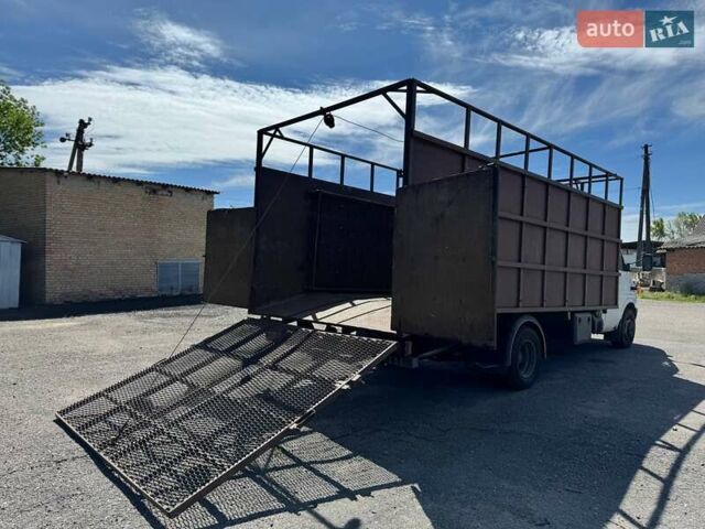 Мерседес Sprinter 2002 в Белой Церкве на Automoto.ua Белый Мерседес Sprinter, объемом двигателя 2.69 л и пробегом 461 тыс. км за 20500 $, фото 4 на Automoto.ua