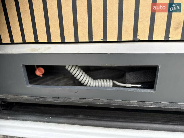Белый Мерседес Sprinter, объемом двигателя 2.2 л и пробегом 440 тыс. км за 25500 $, фото 39 на Automoto.ua