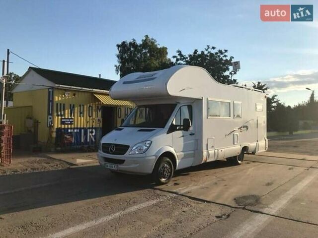 Белый Мерседес Sprinter, объемом двигателя 2.99 л и пробегом 85 тыс. км за 73000 $, фото 1 на Automoto.ua