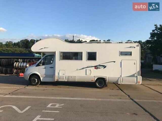 Белый Мерседес Sprinter, объемом двигателя 2.99 л и пробегом 85 тыс. км за 73000 $, фото 2 на Automoto.ua