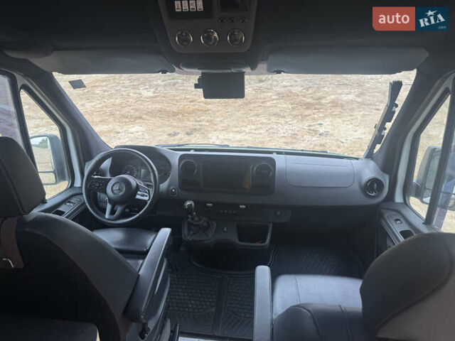 Белый Мерседес Sprinter, объемом двигателя 2.14 л и пробегом 253 тыс. км за 53000 $, фото 21 на Automoto.ua