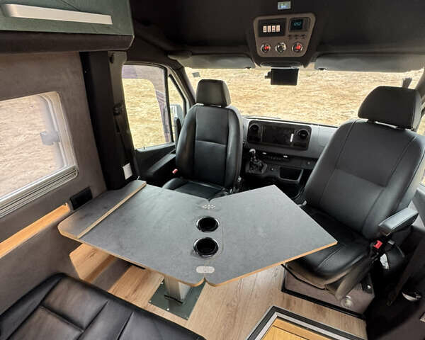 Белый Мерседес Sprinter, объемом двигателя 2.14 л и пробегом 253 тыс. км за 53000 $, фото 79 на Automoto.ua