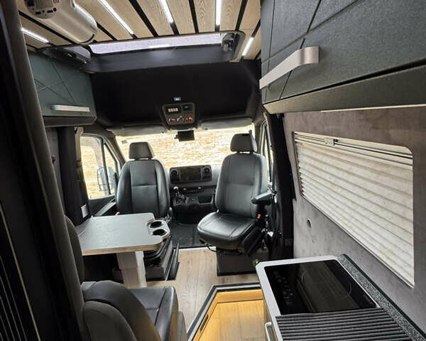 Белый Мерседес Sprinter, объемом двигателя 2.14 л и пробегом 253 тыс. км за 53000 $, фото 84 на Automoto.ua