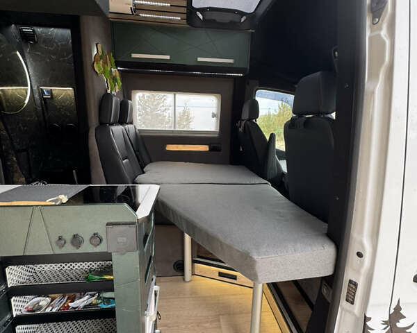 Белый Мерседес Sprinter, объемом двигателя 2.14 л и пробегом 253 тыс. км за 53000 $, фото 76 на Automoto.ua