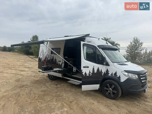Белый Мерседес Sprinter, объемом двигателя 2.14 л и пробегом 253 тыс. км за 53000 $, фото 18 на Automoto.ua