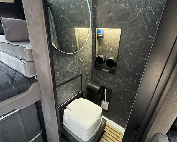 Белый Мерседес Sprinter, объемом двигателя 2.14 л и пробегом 253 тыс. км за 53000 $, фото 40 на Automoto.ua