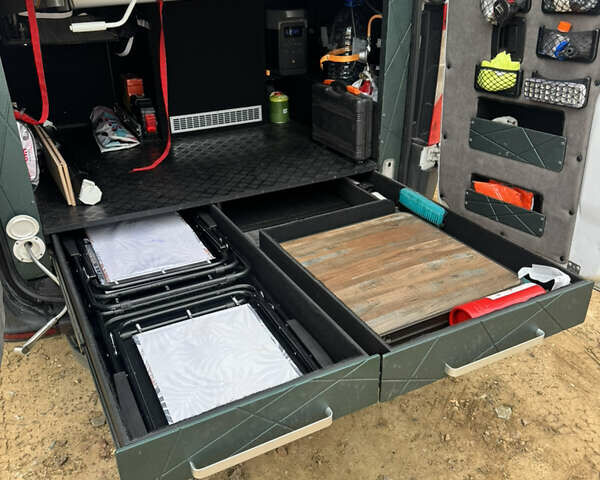 Белый Мерседес Sprinter, объемом двигателя 2.14 л и пробегом 253 тыс. км за 53000 $, фото 59 на Automoto.ua