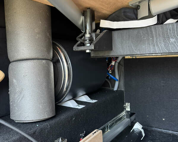 Белый Мерседес Sprinter, объемом двигателя 2.14 л и пробегом 253 тыс. км за 53000 $, фото 56 на Automoto.ua