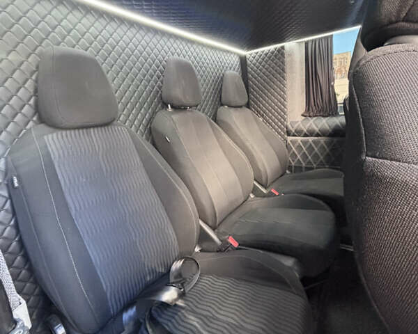 Белый Мерседес Sprinter, объемом двигателя 2.14 л и пробегом 600 тыс. км за 23300 $, фото 7 на Automoto.ua