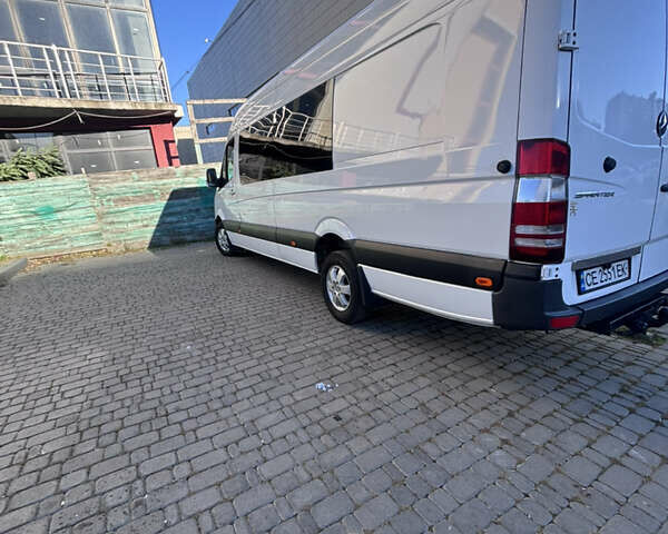 Белый Мерседес Sprinter, объемом двигателя 2.14 л и пробегом 600 тыс. км за 23300 $, фото 2 на Automoto.ua