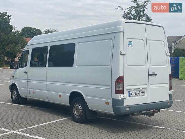 Белый Мерседес Sprinter, объемом двигателя 2.2 л и пробегом 480 тыс. км за 12000 $, фото 6 на Automoto.ua