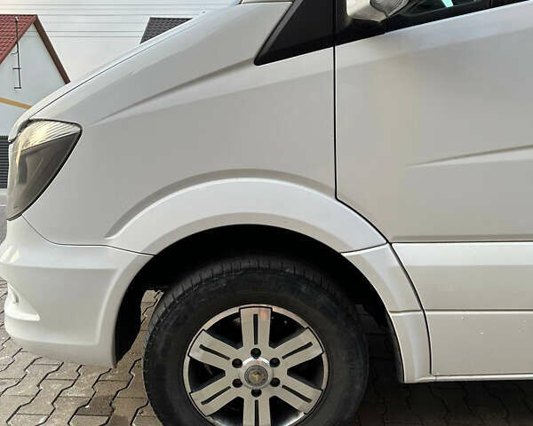 Білий Мерседес Sprinter, об'ємом двигуна 0 л та пробігом 518 тис. км за 25000 $, фото 5 на Automoto.ua