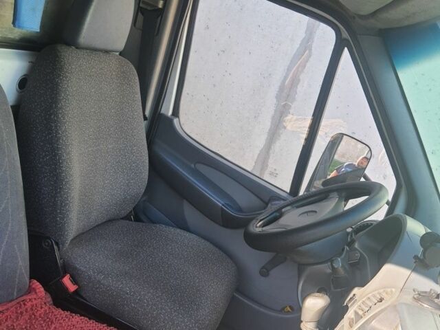 Білий Мерседес Sprinter, об'ємом двигуна 2.1 л та пробігом 700 тис. км за 7022 $, фото 5 на Automoto.ua