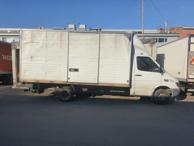 Білий Мерседес Sprinter, об'ємом двигуна 2.1 л та пробігом 700 тис. км за 7022 $, фото 4 на Automoto.ua