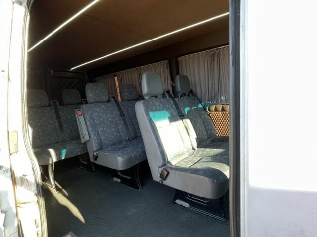 Белый Мерседес Sprinter, объемом двигателя 0 л и пробегом 300 тыс. км за 6200 $, фото 7 на Automoto.ua