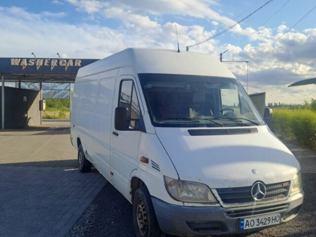Білий Мерседес Sprinter, об'ємом двигуна 2.1 л та пробігом 1000 тис. км за 5516 $, фото 1 на Automoto.ua