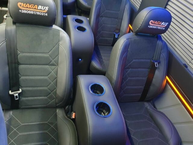 Белый Мерседес Sprinter, объемом двигателя 2.1 л и пробегом 330 тыс. км за 25500 $, фото 2 на Automoto.ua