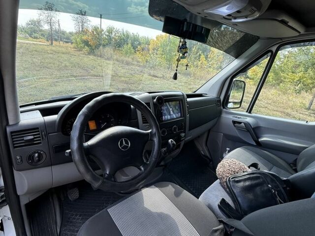 Белый Мерседес Sprinter, объемом двигателя 2.1 л и пробегом 510 тыс. км за 15491 $, фото 5 на Automoto.ua