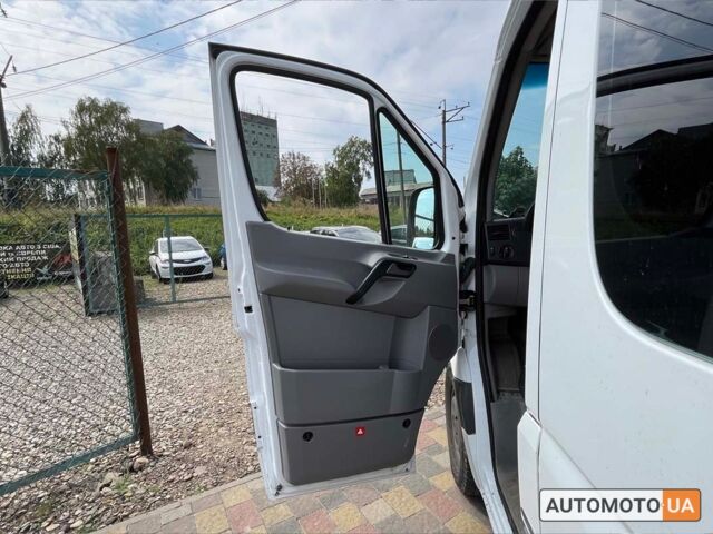 Белый Мерседес Sprinter, объемом двигателя 2.2 л и пробегом 298 тыс. км за 14500 $, фото 8 на Automoto.ua