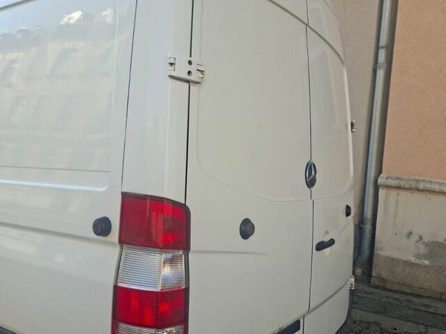 Белый Мерседес Sprinter, объемом двигателя 2.1 л и пробегом 40 тыс. км за 13023 $, фото 1 на Automoto.ua