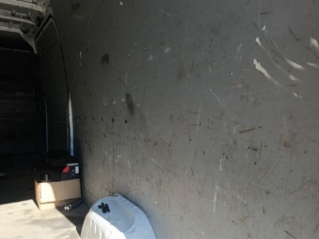Белый Мерседес Sprinter, объемом двигателя 2 л и пробегом 268 тыс. км за 12953 $, фото 7 на Automoto.ua