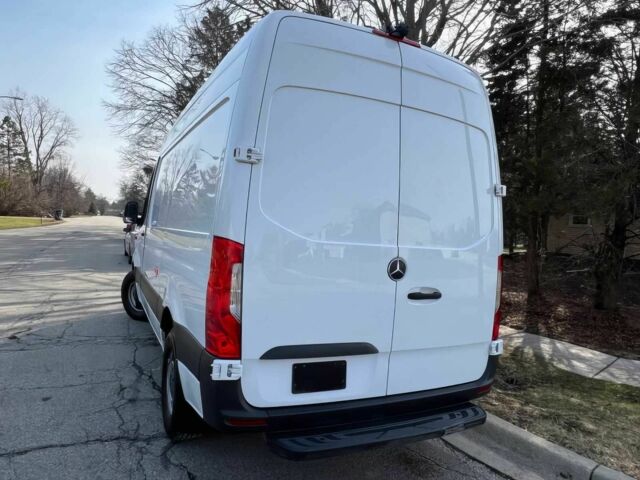 Білий Мерседес Sprinter, об'ємом двигуна 3 л та пробігом 35 тис. км за 13000 $, фото 3 на Automoto.ua