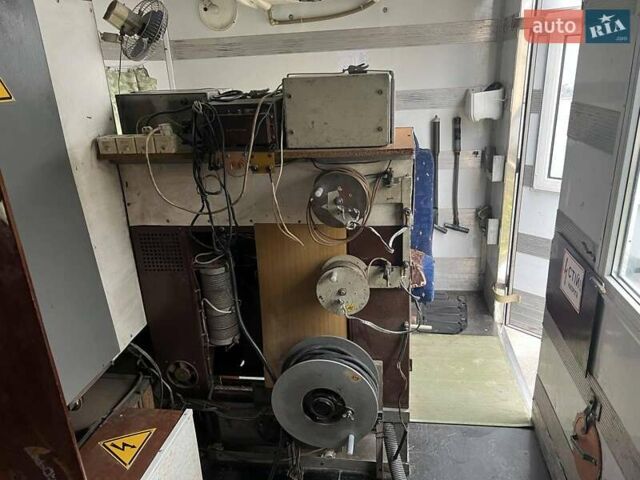 Белый Мерседес Sprinter, объемом двигателя 2.1 л и пробегом 205 тыс. км за 45000 $, фото 2 на Automoto.ua