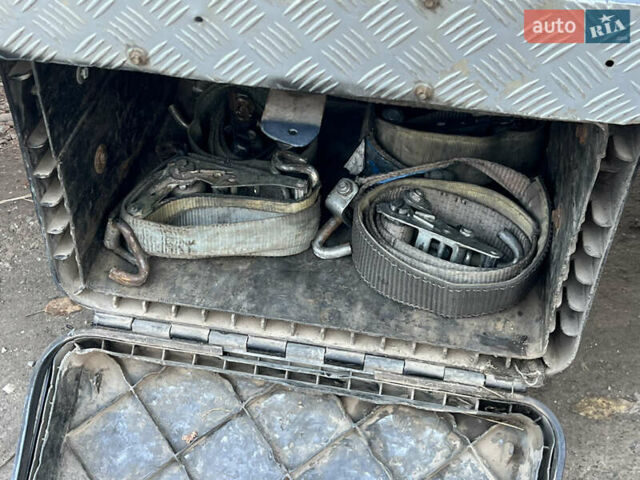 Мерседес Sprinter 1999 в Виннице на Automoto.ua Белый Мерседес Sprinter, объемом двигателя 2.87 л и пробегом 600 тыс. км за 9950 $, фото 10 на Automoto.ua