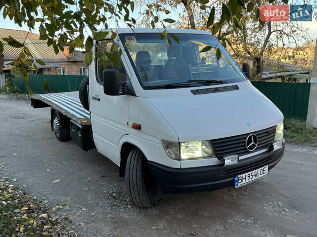 Мерседес Sprinter 1999 в Виннице на Automoto.ua Белый Мерседес Sprinter, объемом двигателя 2.87 л и пробегом 600 тыс. км за 9950 $, фото 1 на Automoto.ua