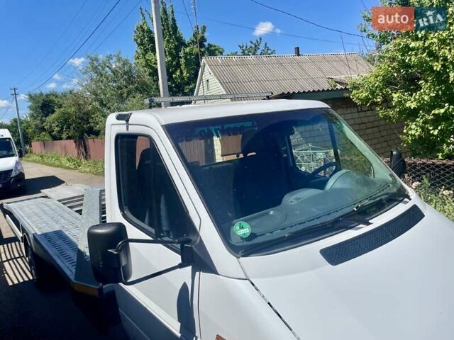 Мерседес Sprinter 2002 у Вінниці на Automoto.ua Білий Мерседес Sprinter, об'ємом двигуна 2.69 л та пробігом 468 тис. км за 16900 $, фото 13 на Automoto.ua