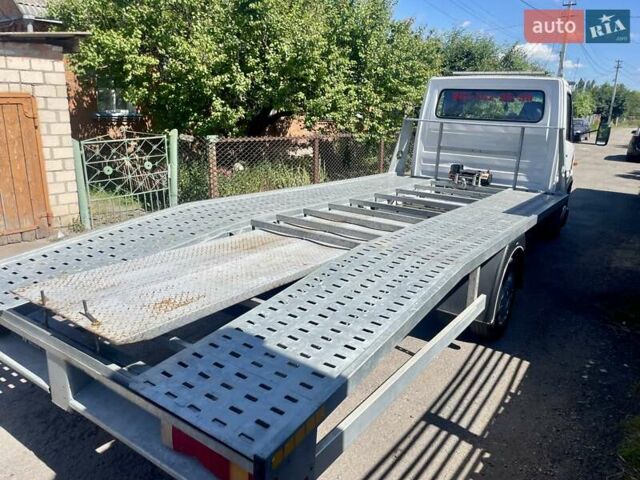 Мерседес Sprinter 2002 у Вінниці на Automoto.ua Білий Мерседес Sprinter, об'ємом двигуна 2.69 л та пробігом 468 тис. км за 16900 $, фото 11 на Automoto.ua