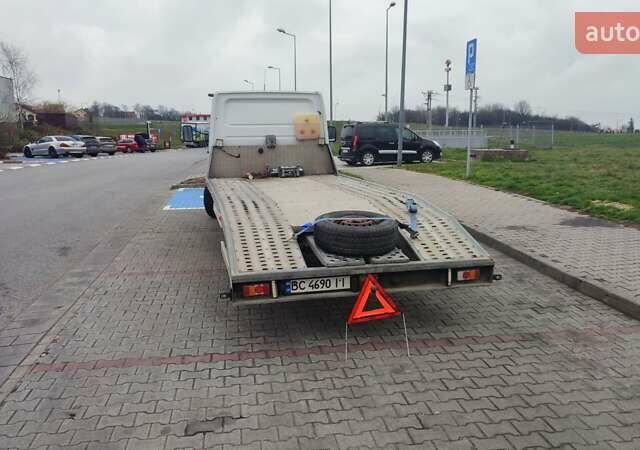 Белый Мерседес Sprinter, объемом двигателя 2.7 л и пробегом 805 тыс. км за 11000 $, фото 4 на Automoto.ua