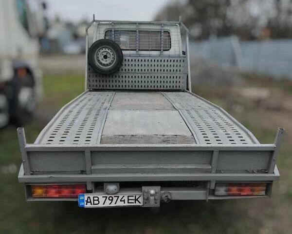 Белый Мерседес Sprinter, объемом двигателя 2.69 л и пробегом 433 тыс. км за 8250 $, фото 3 на Automoto.ua