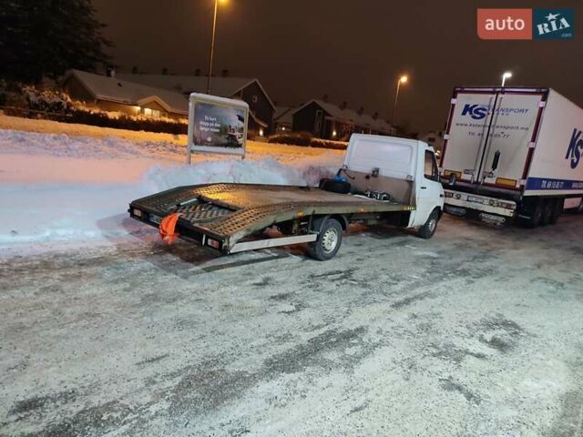Белый Мерседес Sprinter, объемом двигателя 2.7 л и пробегом 805 тыс. км за 11000 $, фото 8 на Automoto.ua