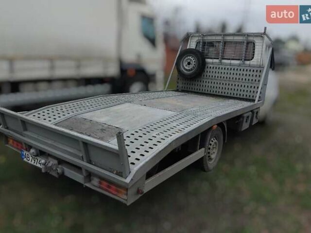 Белый Мерседес Sprinter, объемом двигателя 2.69 л и пробегом 433 тыс. км за 8250 $, фото 4 на Automoto.ua