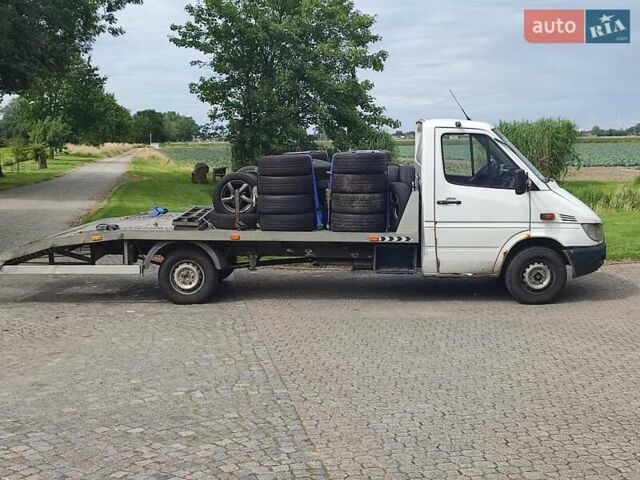 Белый Мерседес Sprinter, объемом двигателя 2.7 л и пробегом 805 тыс. км за 11000 $, фото 6 на Automoto.ua