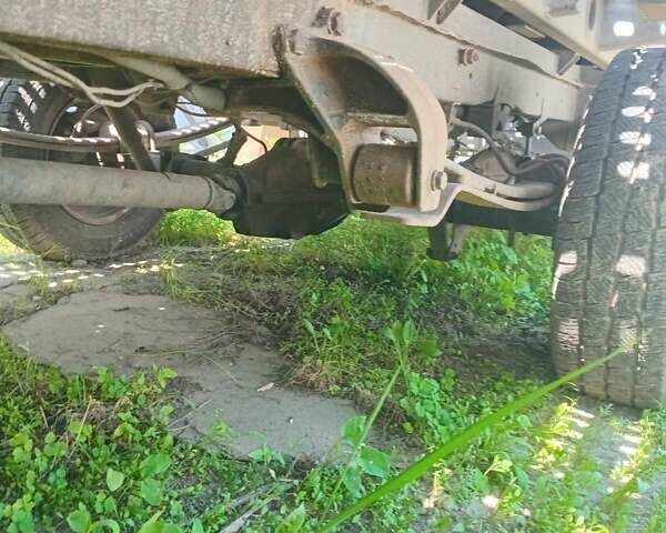 Белый Мерседес Sprinter, объемом двигателя 2.69 л и пробегом 480 тыс. км за 14650 $, фото 2 на Automoto.ua