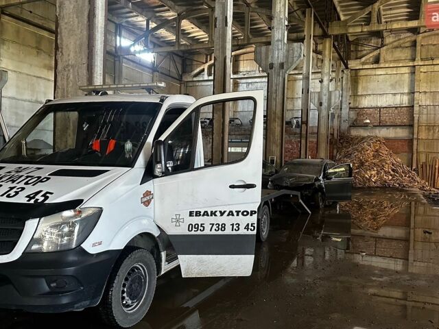Белый Мерседес Sprinter, объемом двигателя 2.14 л и пробегом 565 тыс. км за 15000 $, фото 5 на Automoto.ua
