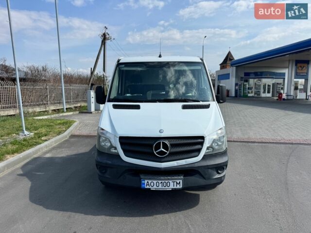 Белый Мерседес Sprinter, объемом двигателя 2.14 л и пробегом 472 тыс. км за 15800 $, фото 1 на Automoto.ua