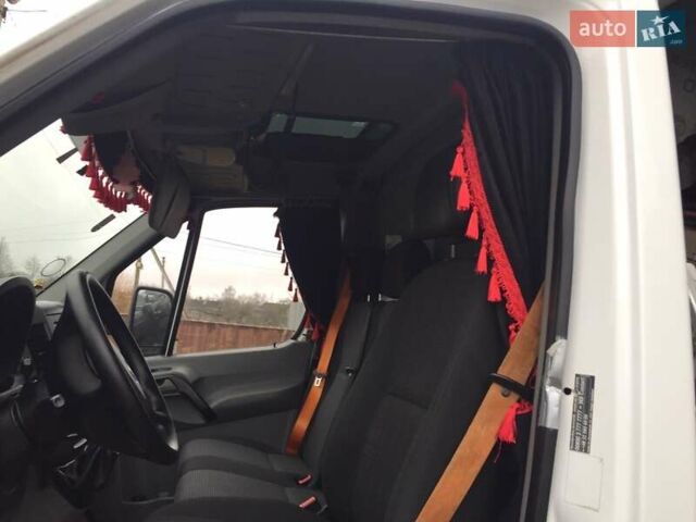Белый Мерседес Sprinter, объемом двигателя 0 л и пробегом 299 тыс. км за 24500 $, фото 11 на Automoto.ua