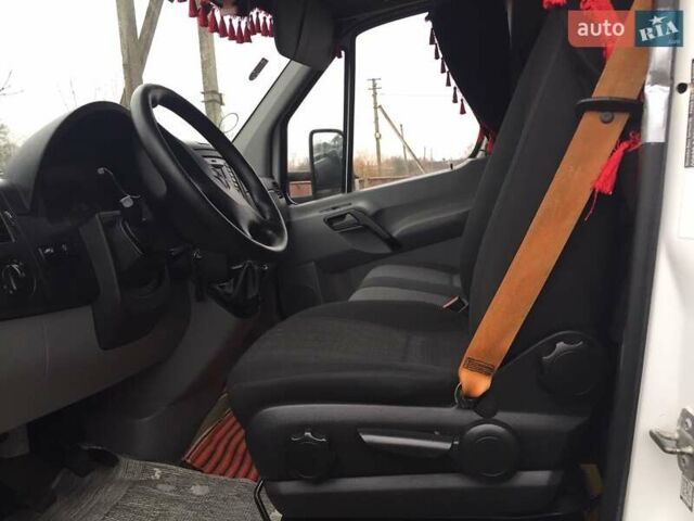 Белый Мерседес Sprinter, объемом двигателя 0 л и пробегом 299 тыс. км за 24500 $, фото 10 на Automoto.ua