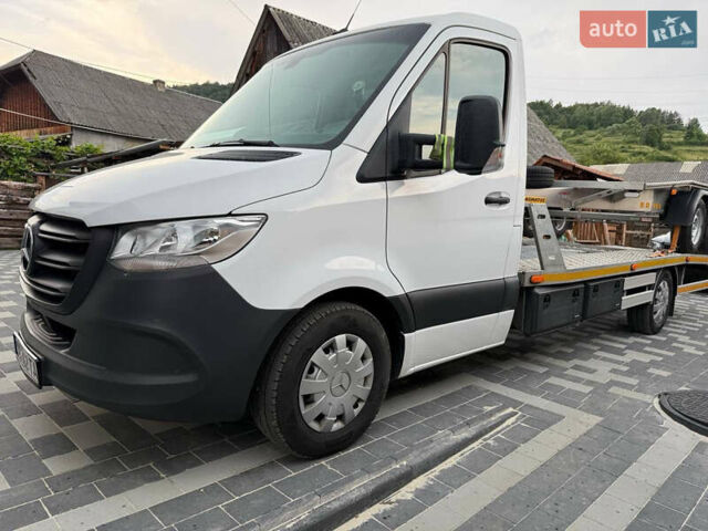 Белый Мерседес Sprinter, объемом двигателя 2.2 л и пробегом 346 тыс. км за 29000 $, фото 1 на Automoto.ua