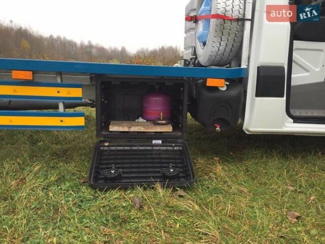 Белый Мерседес Sprinter, объемом двигателя 0 л и пробегом 299 тыс. км за 24500 $, фото 5 на Automoto.ua