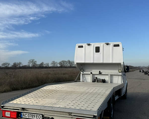Белый Мерседес Sprinter, объемом двигателя 2.99 л и пробегом 127 тыс. км за 60500 $, фото 3 на Automoto.ua