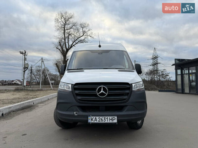 Белый Мерседес Sprinter, объемом двигателя 2.14 л и пробегом 117 тыс. км за 23900 $, фото 1 на Automoto.ua