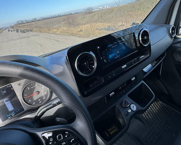 Белый Мерседес Sprinter, объемом двигателя 2.99 л и пробегом 127 тыс. км за 60500 $, фото 47 на Automoto.ua