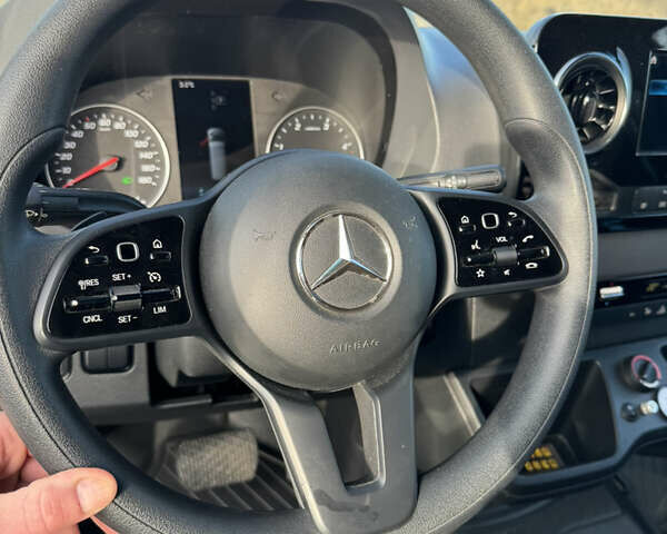 Белый Мерседес Sprinter, объемом двигателя 2.99 л и пробегом 127 тыс. км за 60500 $, фото 17 на Automoto.ua